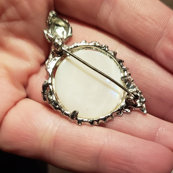 Vintage Pixie Elf Mermaid Silver Abalone mother of pearl pins lot - Picture 10 of 16